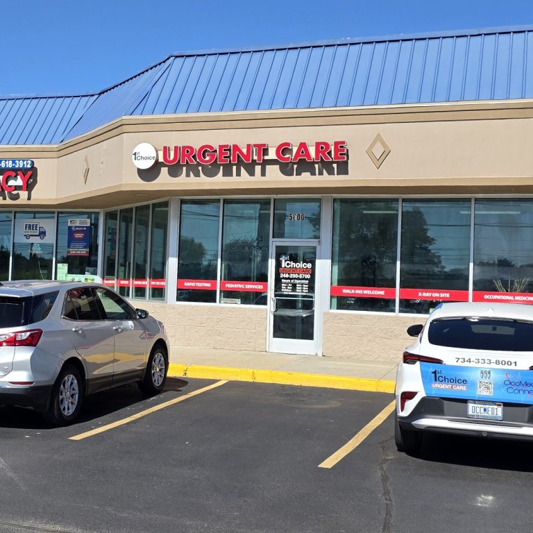  Front Entrance of Urgent Care in Waterford-Highland, MI
