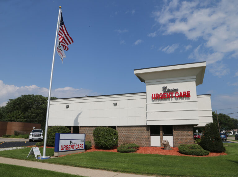 Urgent Warren, MI Exterior Photo